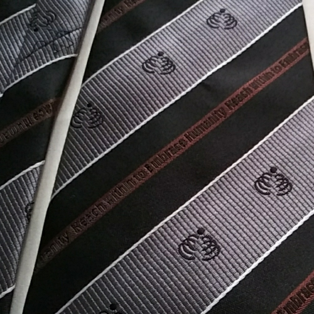 Rotary International 2011-2012 convention tie
